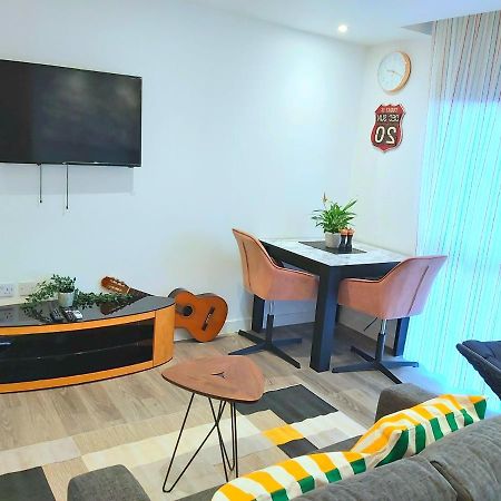 Lovely Studio Apartment Sheffield City Centre - Netflix, Wifi, Digital Tv Kültér fotó