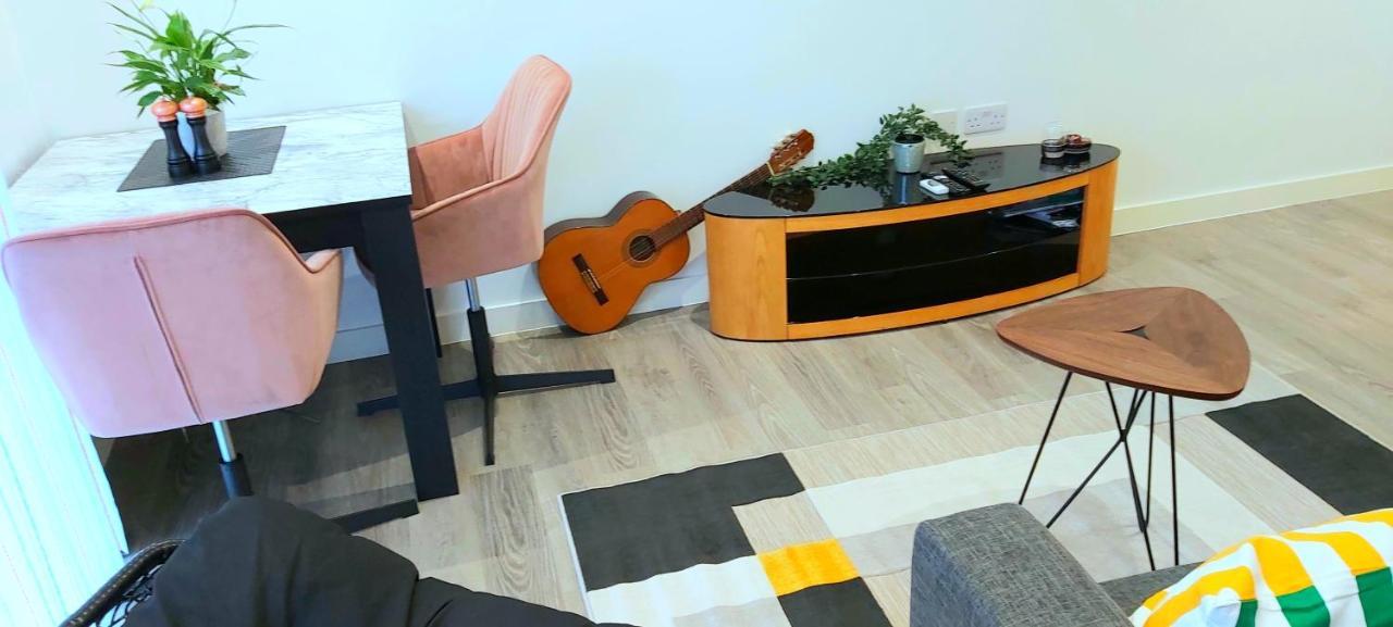 Lovely Studio Apartment Sheffield City Centre - Netflix, Wifi, Digital Tv Kültér fotó