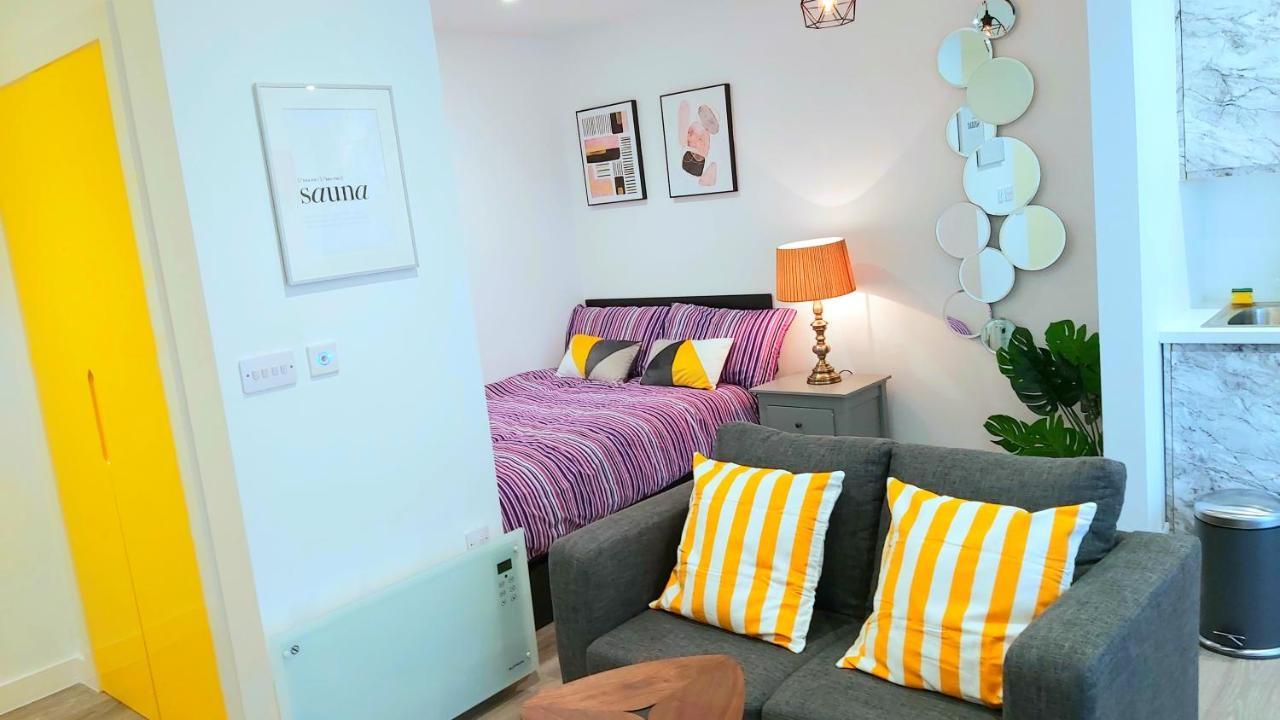 Lovely Studio Apartment Sheffield City Centre - Netflix, Wifi, Digital Tv Kültér fotó