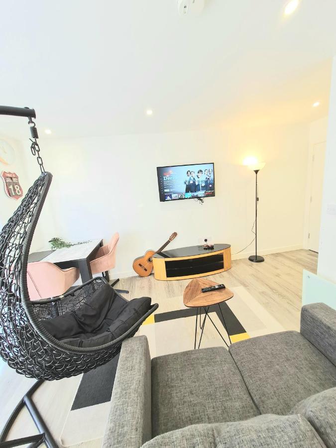 Lovely Studio Apartment Sheffield City Centre - Netflix, Wifi, Digital Tv Kültér fotó